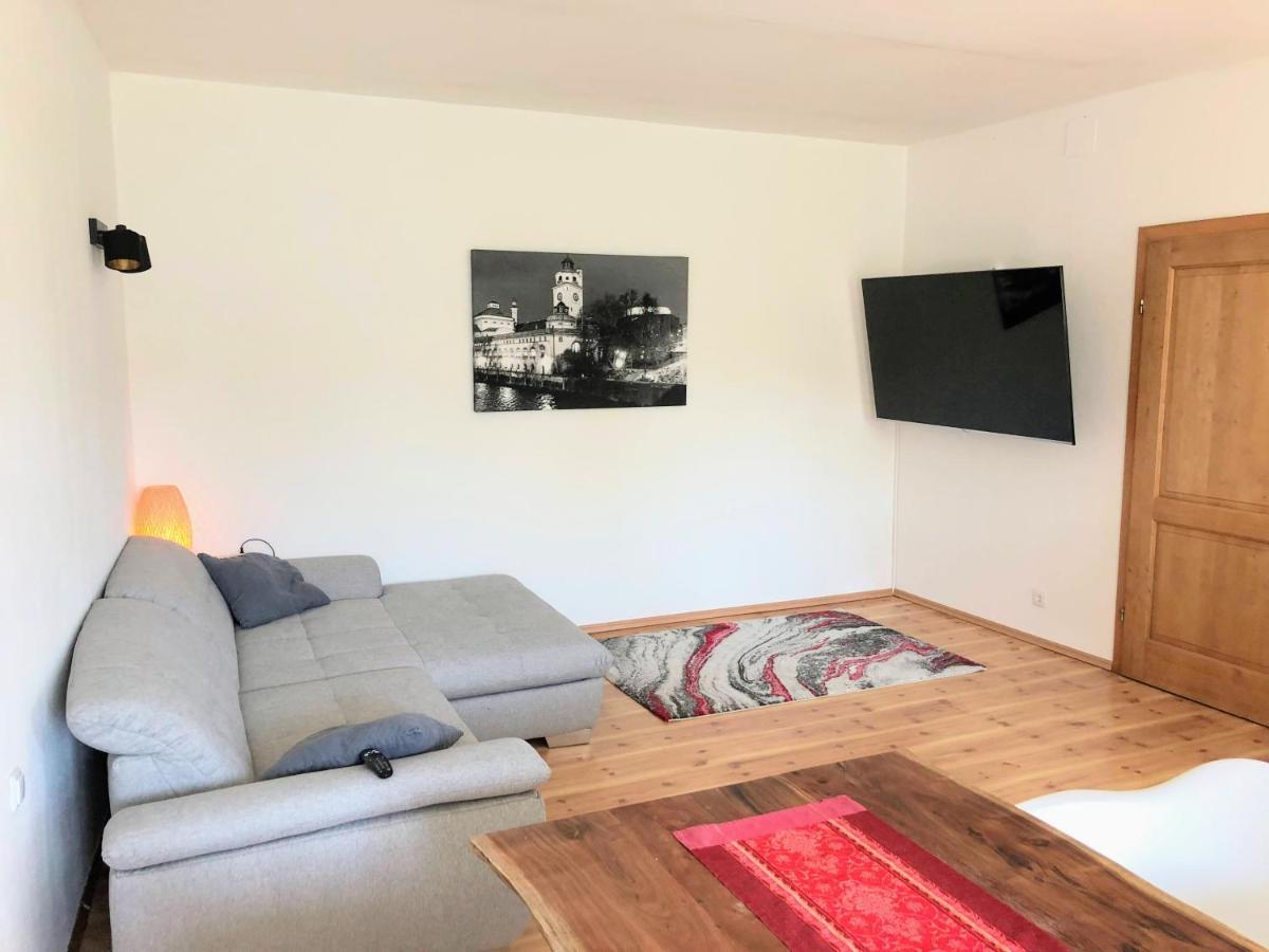 Ferienwohnungen Und Appartements Im Idyllischen Vierkanthof, Gruppenurlaube Loipersdorf bei Fürstenfeld Exterior photo