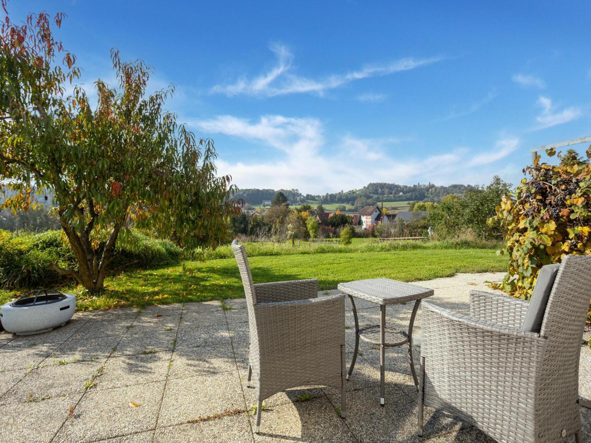 Ferienwohnungen Und Appartements Im Idyllischen Vierkanthof, Gruppenurlaube Loipersdorf bei Fürstenfeld Exterior photo